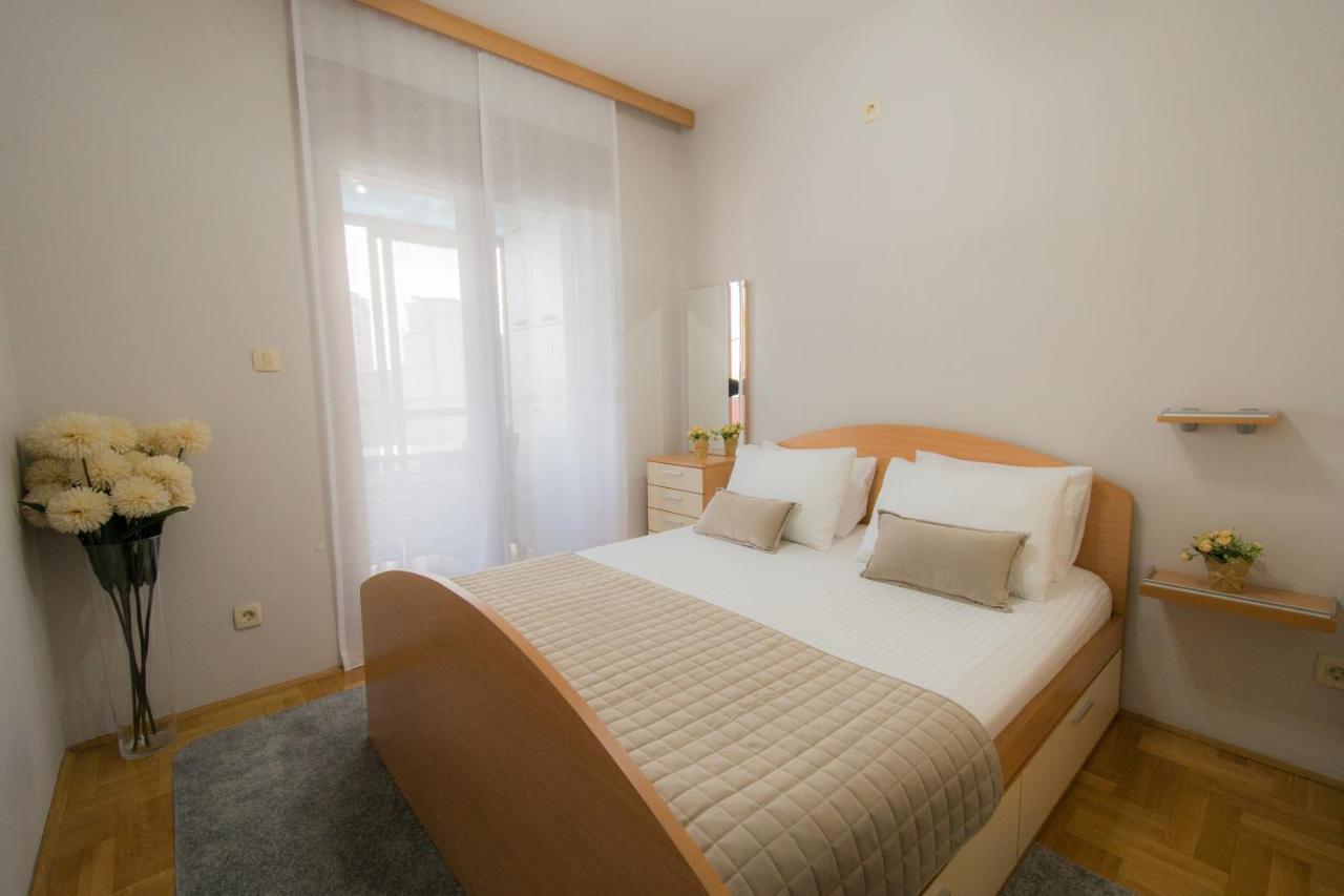 City Nest Apartment Podgorica Buitenkant foto