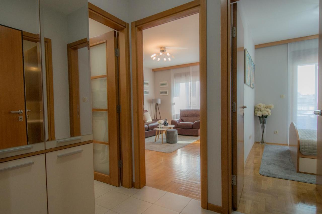City Nest Apartment Podgorica Buitenkant foto