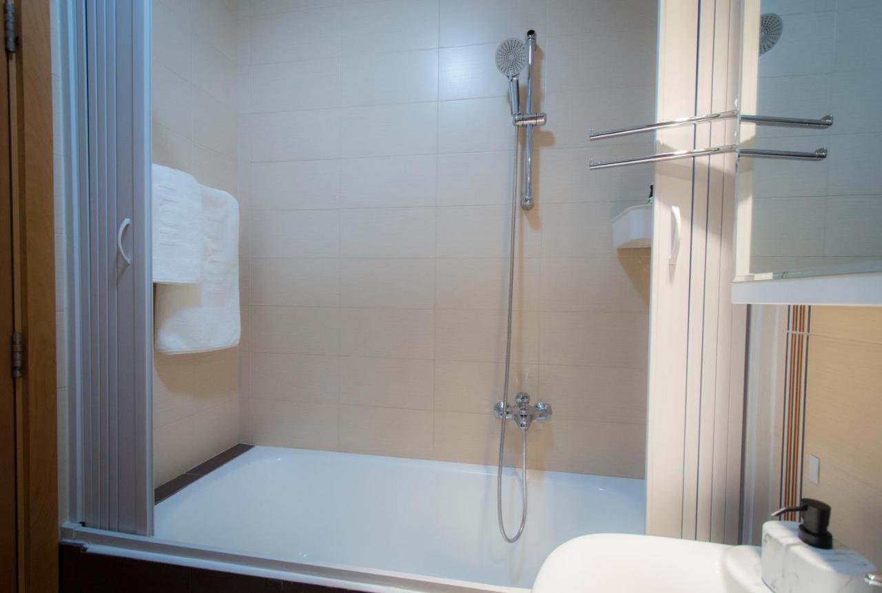 City Nest Apartment Podgorica Buitenkant foto